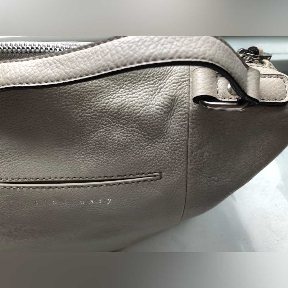 Leather satchel - 100% leather - white/ivory 16” x 12” x 3.5”+ by Sanctuary - Picture 10 of 16